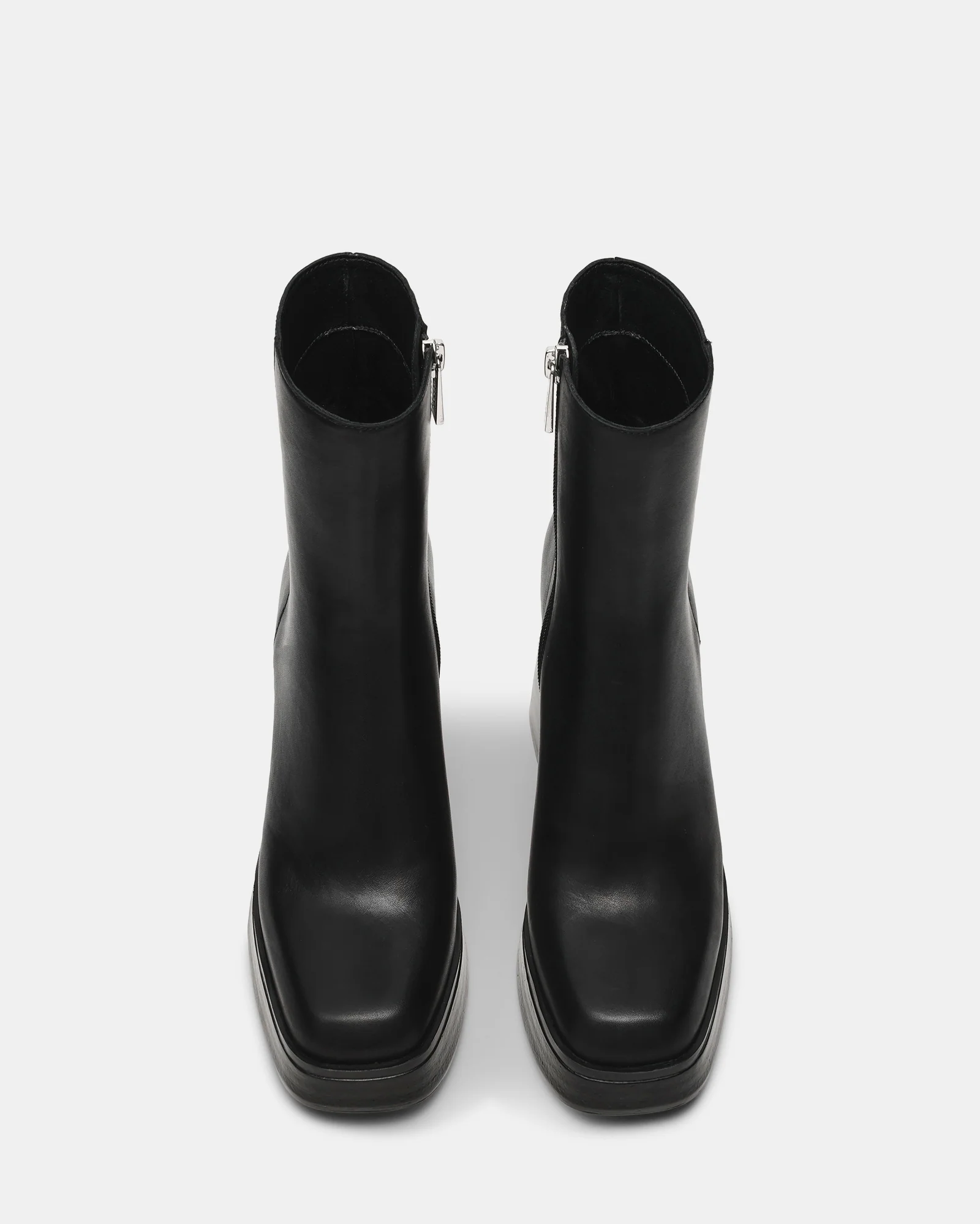 ATTUNED BLACK LEATHER - Image 3